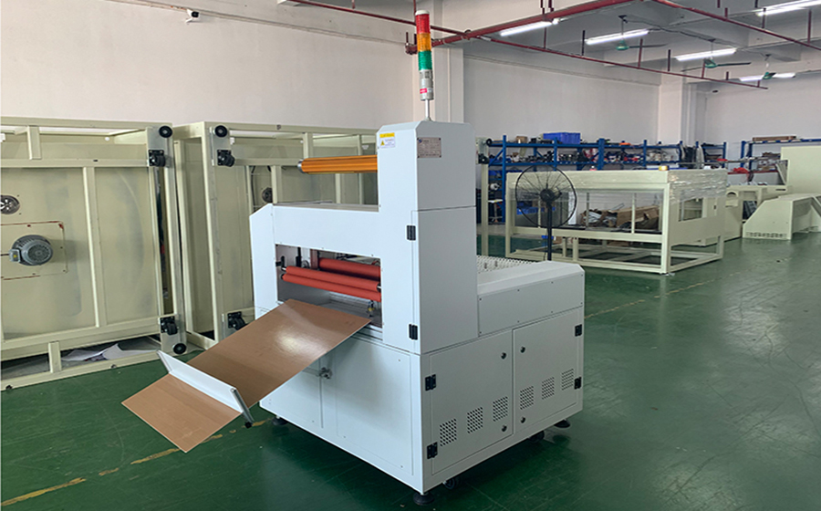 自动单片覆膜裁切机